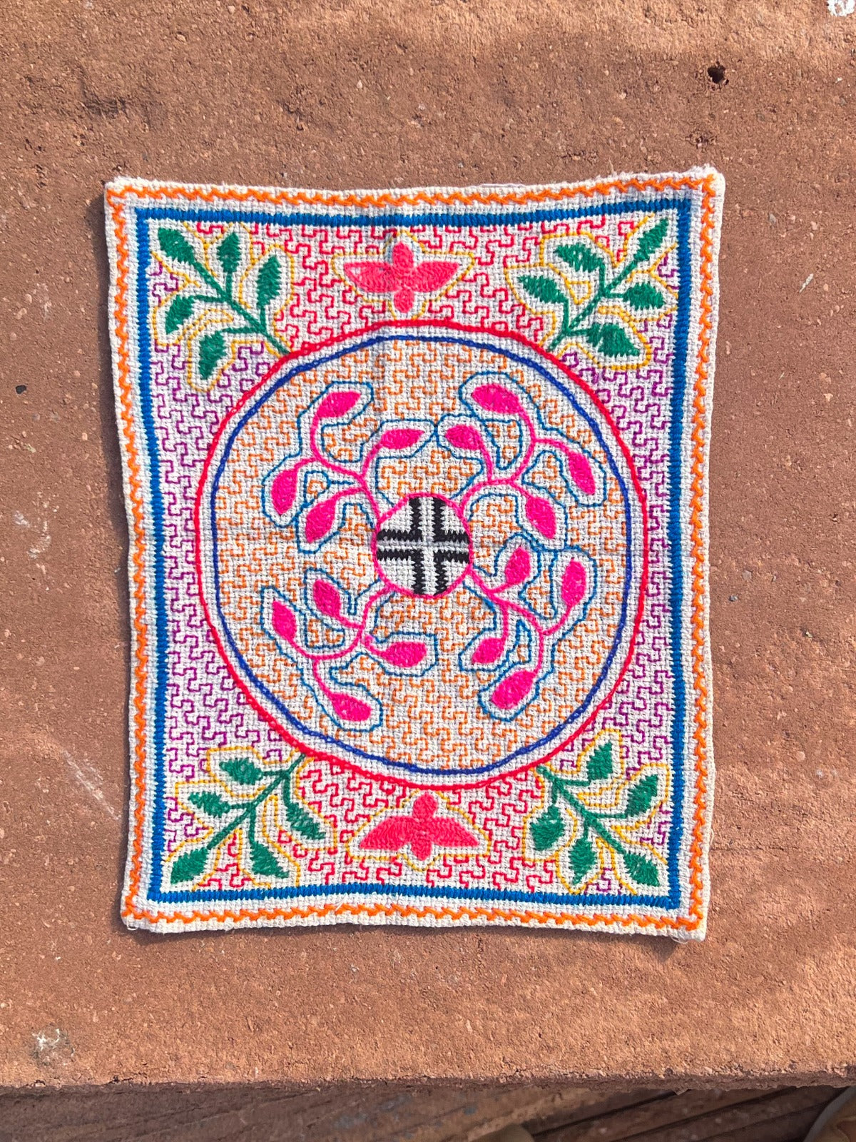 Handmade Shipibo Altar Cloth Square Small with Ayahuasca & Chacruna Plant Details