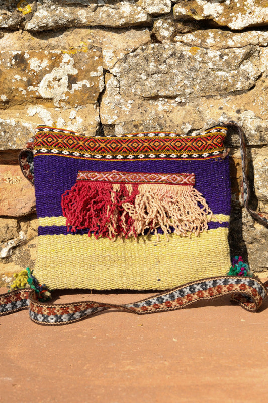Peruvian Handmade Llama Wool Bucket Bag Medium