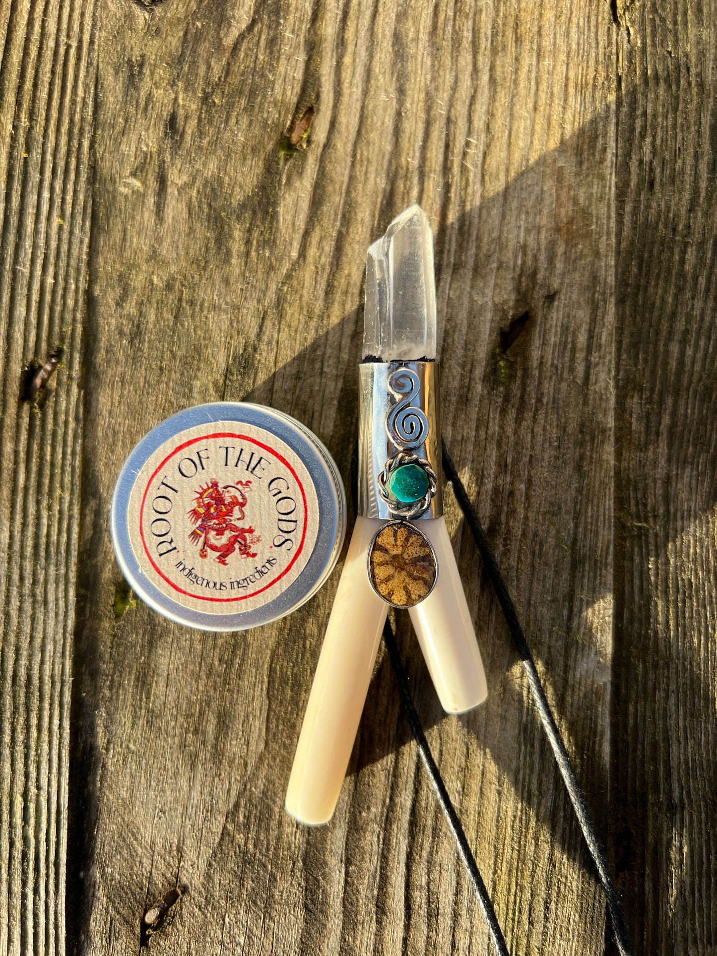 Starter Kit: Hapé / Rapé 10gr & Kuripe Bone With Crystal Self Applicator Pipe