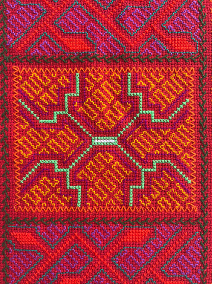 Handmade Shipibo Altar Cloth Square Small with Ayahuasca & Chacruna Plant Details